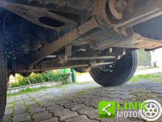LAND ROVER Defender usata 42