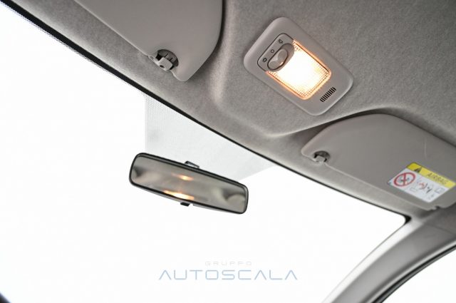 PEUGEOT 108 usata 17