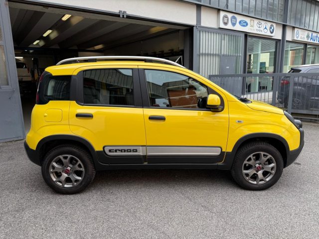 FIAT Panda Cross usata, con Alzacristalli elettrici