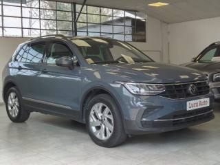 VOLKSWAGEN Tiguan usata, con Airbag laterali