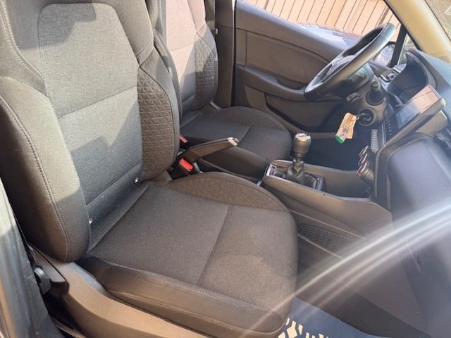 RENAULT Clio usata, con Controllo trazione