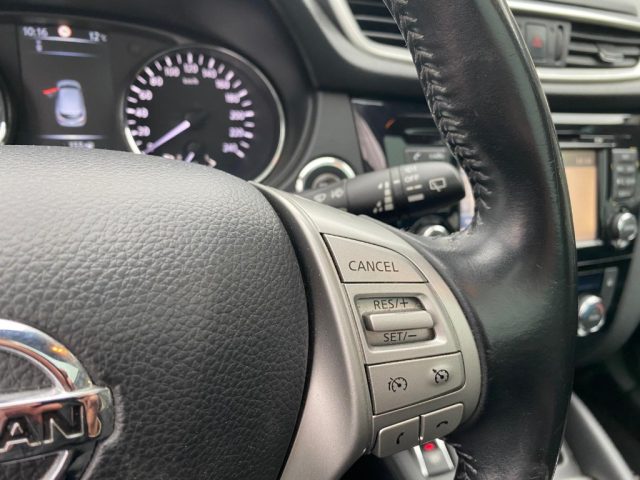 NISSAN Qashqai usata, con Controllo automatico clima