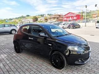 LANCIA Ypsilon usata, con Fendinebbia