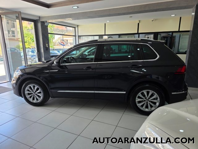VOLKSWAGEN Tiguan usata, con Boardcomputer