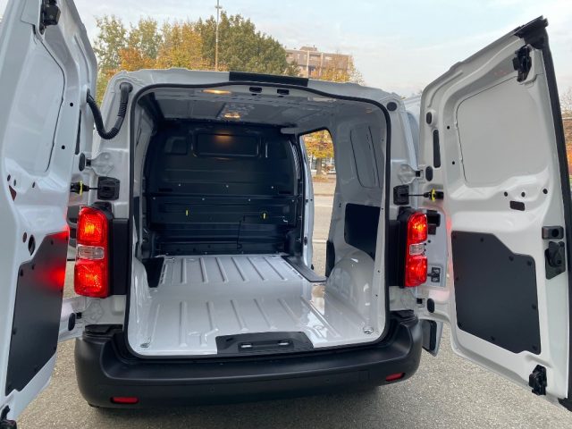 OPEL Vivaro usata, con Sensori di parcheggio posteriori