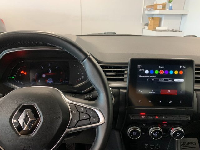 RENAULT Captur usata, con Fari LED