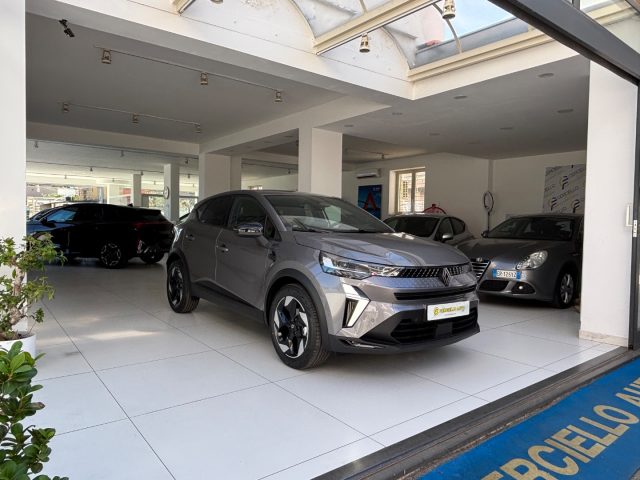 RENAULT Captur usata, con Park Distance Control