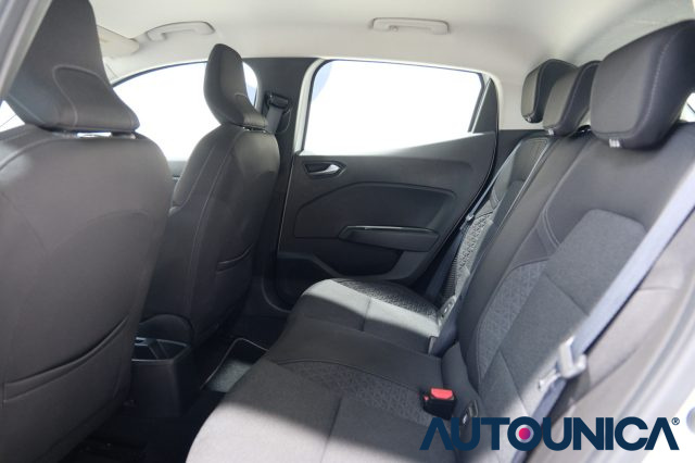 RENAULT Clio usata, con Hill holder