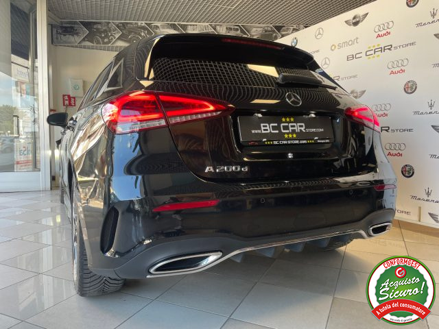 MERCEDES-BENZ A 200 usata, con Frenata d