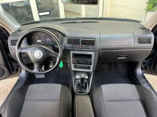 VOLKSWAGEN Golf usata, con ESP