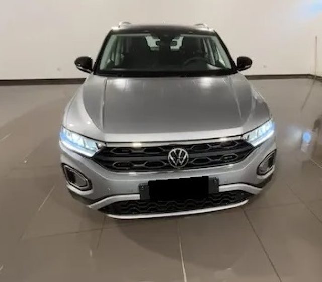 VOLKSWAGEN T-Roc usata, con Airbag