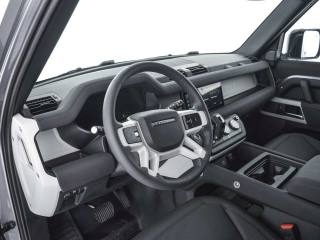 LAND ROVER Defender usata 12