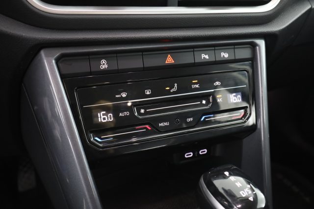 VOLKSWAGEN T-Roc usata 11