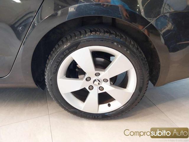 SKODA Octavia usata, con Airbag testa