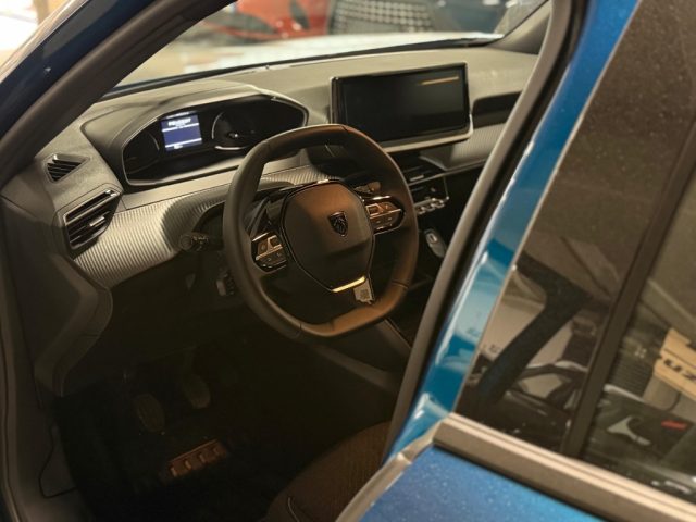 PEUGEOT 2008 usata, con Climatizzatore