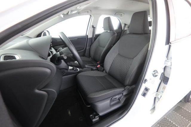 TOYOTA Yaris usata 2