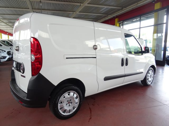 FIAT Doblo usata, con Airbag