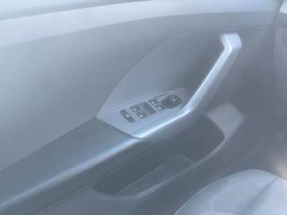 VOLKSWAGEN T-Cross usata, con ESP