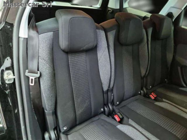 PEUGEOT 5008 usata, con ESP