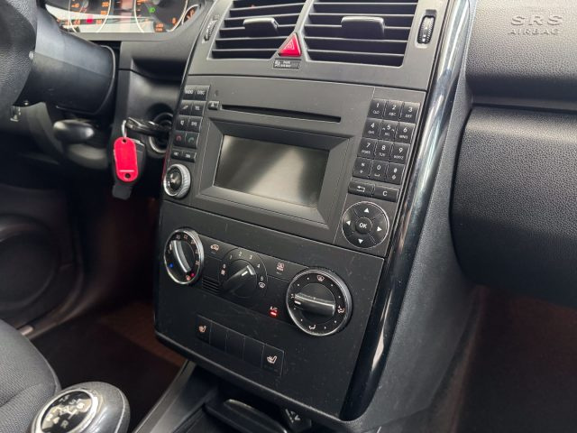 MERCEDES-BENZ A 160 usata, con Fendinebbia