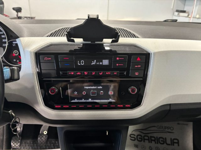 VOLKSWAGEN up! usata, con Chiusura centralizzata