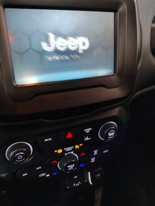 JEEP Renegade usata 23