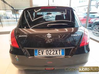 SUZUKI Swift usata, con Chiusura centralizzata