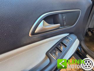 MERCEDES-BENZ GLA 200 usata, con Kit antipanne