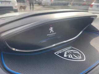 PEUGEOT 5008 usata, con Controllo elettronico della corsia