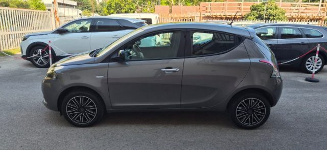 LANCIA Ypsilon usata, con Airbag