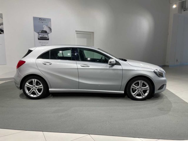 MERCEDES-BENZ A 200 usata, con Airbag