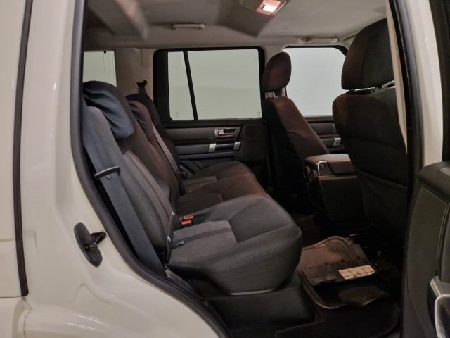 LAND ROVER Discovery usata, con Controllo trazione