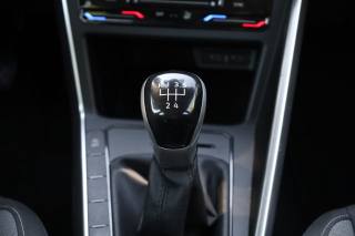 VOLKSWAGEN Taigo usata, con Luci diurne LED