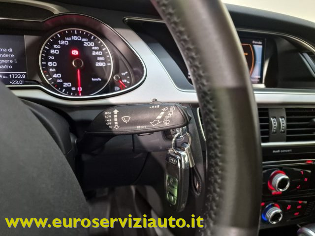 AUDI A4 usata, con Specchietti laterali elettrici