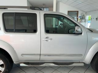 NISSAN Pathfinder usata, con Controllo trazione
