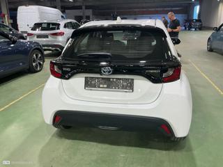 TOYOTA Yaris usata, con Airbag laterali