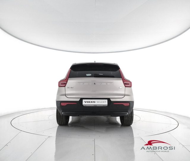 VOLVO XC40 usata 5