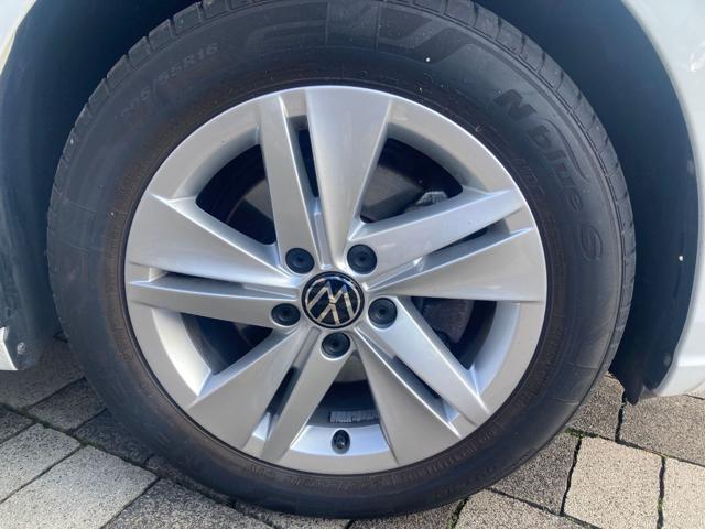 VOLKSWAGEN Golf usata, con Park Distance Control