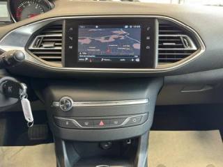 PEUGEOT 308 usata, con Lettore CD