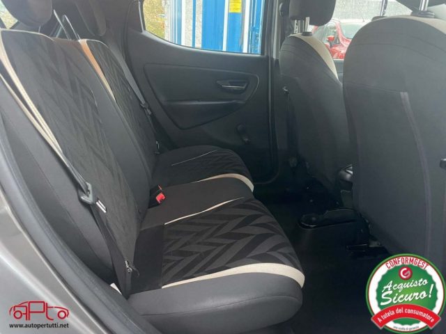 LANCIA Ypsilon usata, con Servosterzo