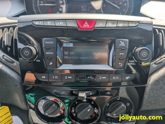 LANCIA Ypsilon usata, con Vivavoce