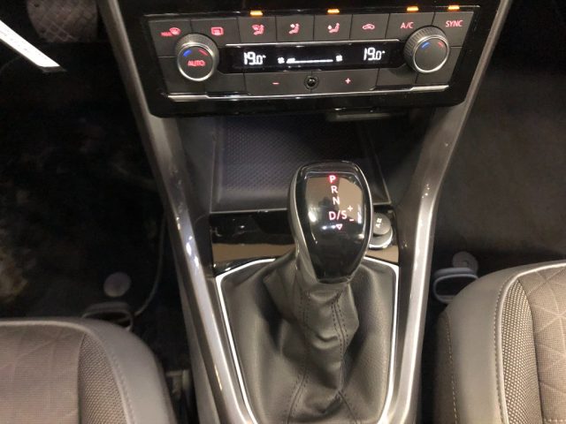 VOLKSWAGEN T-Cross usata, con Fari LED