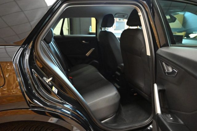 AUDI Q2 usata 10