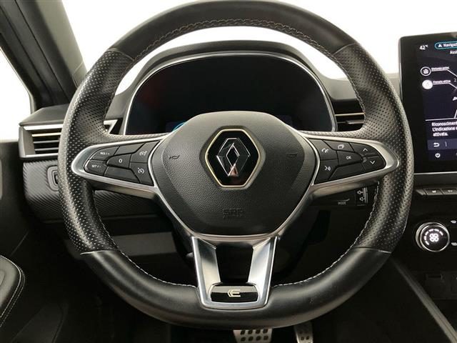 RENAULT Clio usata, con Specchietti laterali elettrici