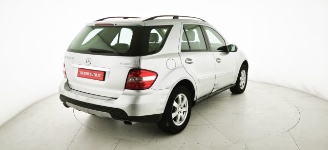 MERCEDES-BENZ ML 320 usata 6