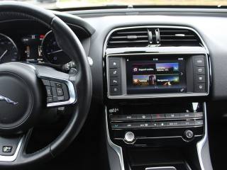 JAGUAR XE usata, con Interni in pelle