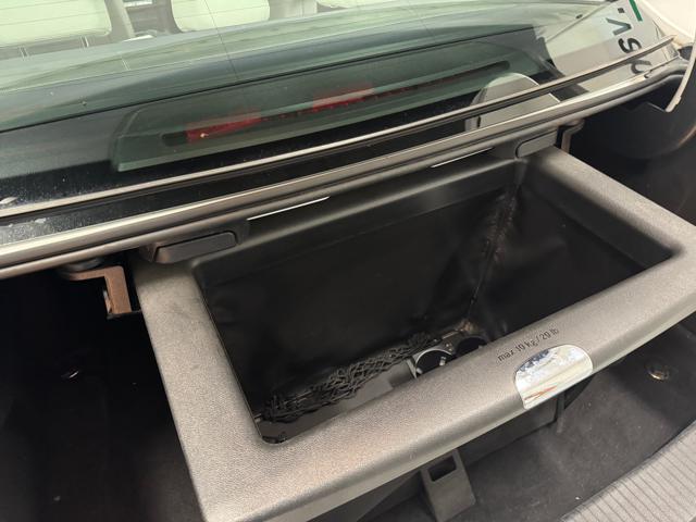 MERCEDES-BENZ E 350 usata, con Servosterzo