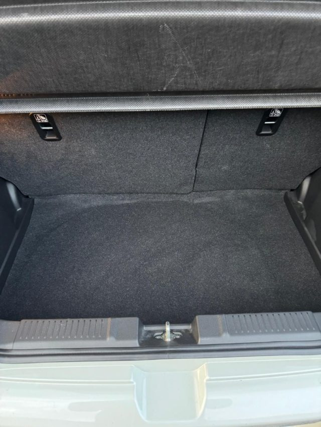 SUZUKI Swift usata, con Specchietti laterali elettrici