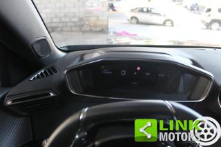 PEUGEOT 2008 usata, con Leve al volante