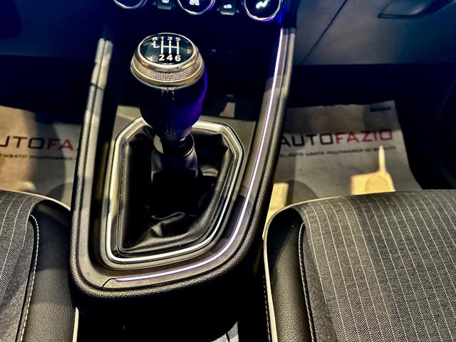 RENAULT Clio usata, con Autoradio